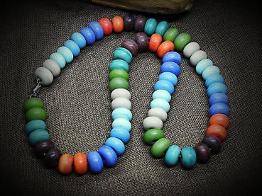 Necklace matte multicolored